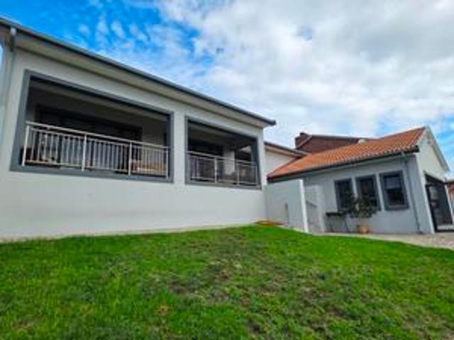 House for sale in Groot Brak Rivier, Western Cape