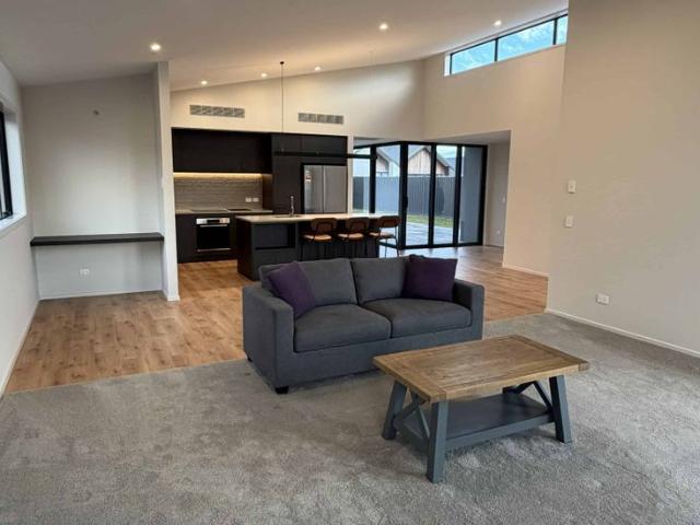 House for rent in Otakou