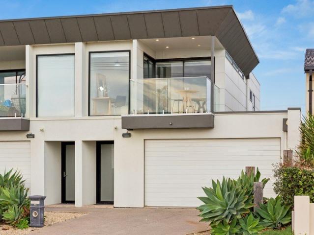 House for sale in Port Noarlunga South, Adelaide