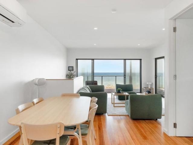 Townhouse for rent in Sunderland Bay, Victoria