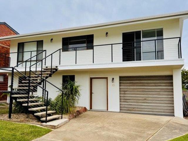 House for rent in Arrawarra Headland, Coffs Harbour City Council