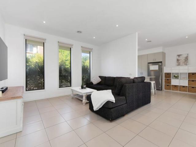 Townhouse for rent in Camerons Creek, Victoria