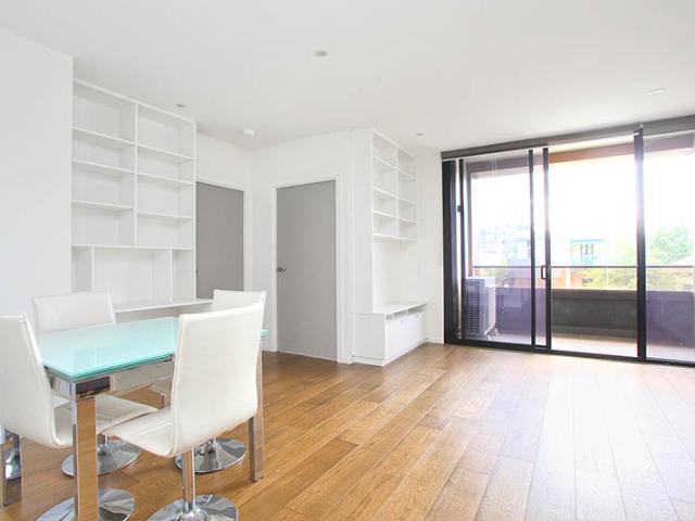 Apartment for rent in Carlton