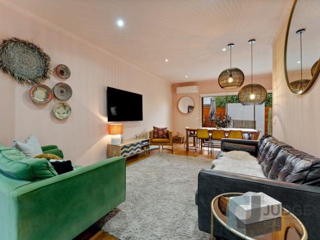 Townhouse for rent in Camerons Creek, Victoria