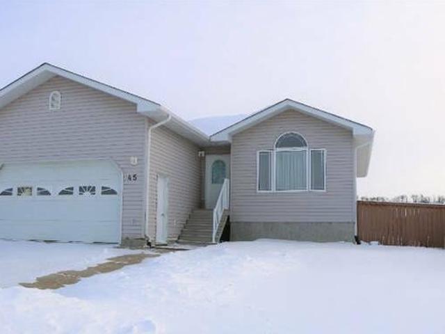 House for sale in Grande Prairie, Alberta