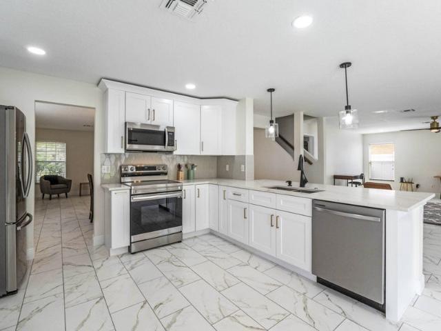 Room for rent in Florida