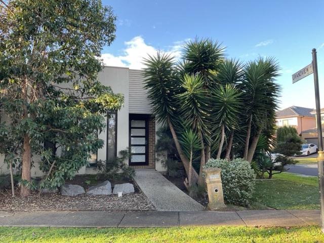 Townhouse for rent in Camerons Creek, Victoria