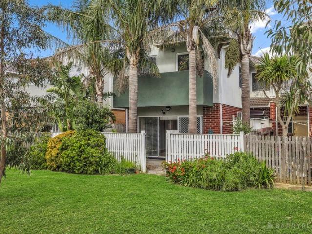 House for sale in Patterson Lakes, Melbourne