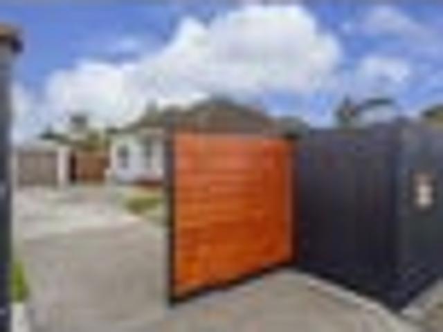 House for sale in Chaslands, Canterbury