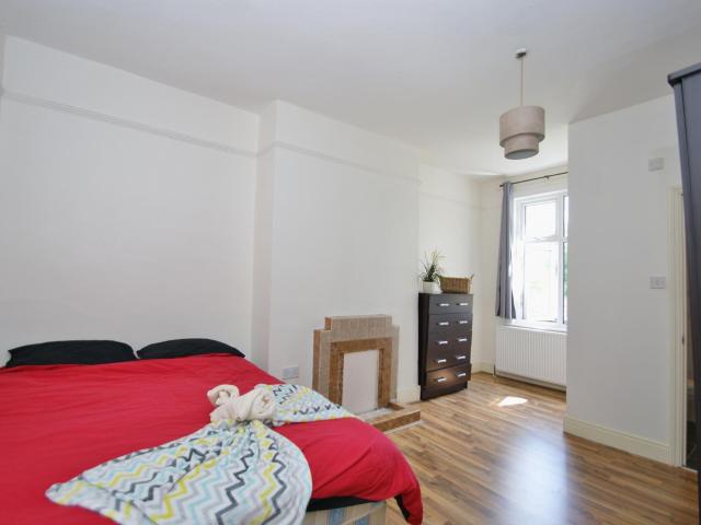 Room for rent in Shepherd's Bush, Greater London