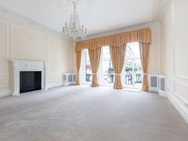 Apartment for rent in Chelsea, Greater London