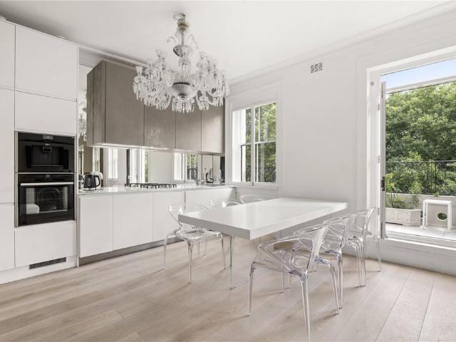 Apartment for rent in Knightsbridge, Greater London