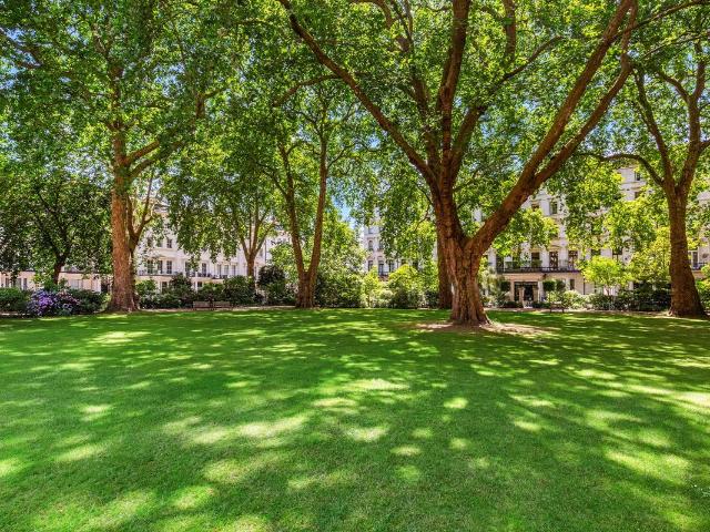 Apartment for rent in Knightsbridge, Greater London