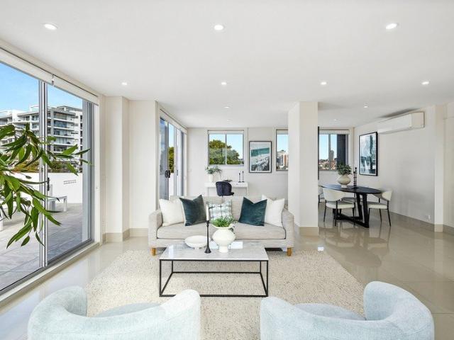 Apartment for sale in Wollongong West, New South Wales