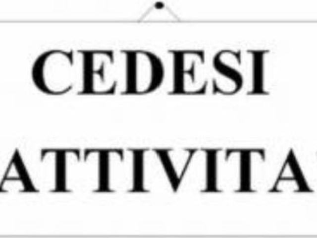 Locale Commerciale in vendita a San Nicolò, Re