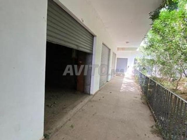 Local commercial vente à Bouskoura, Gharb-Chrarda-Beni Hssen