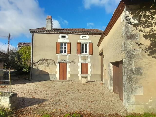 Maison vente à Angoulême, Pillac