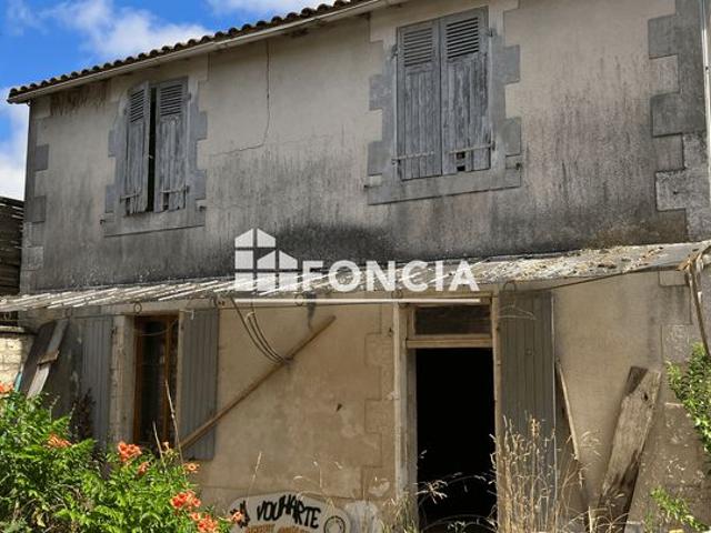 Maison vente à Confolens, Vouharte