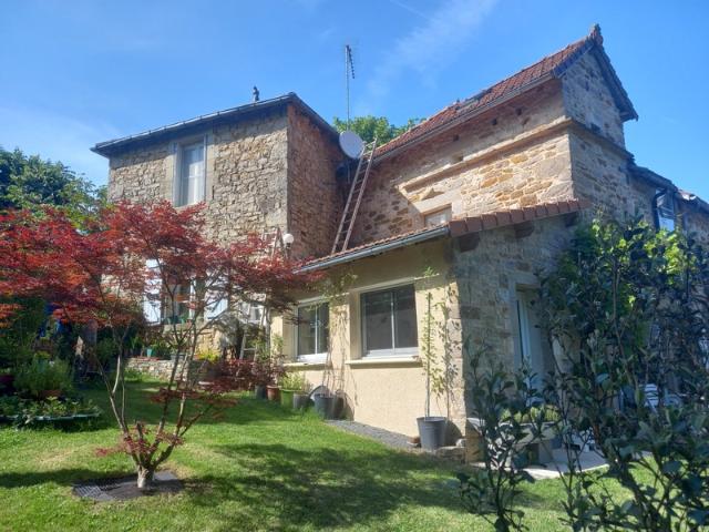 Maison vente à Villefranche-de-Rouergue, Sainte-croix