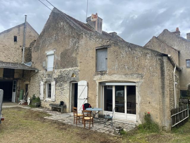 Maison vente à Montbard