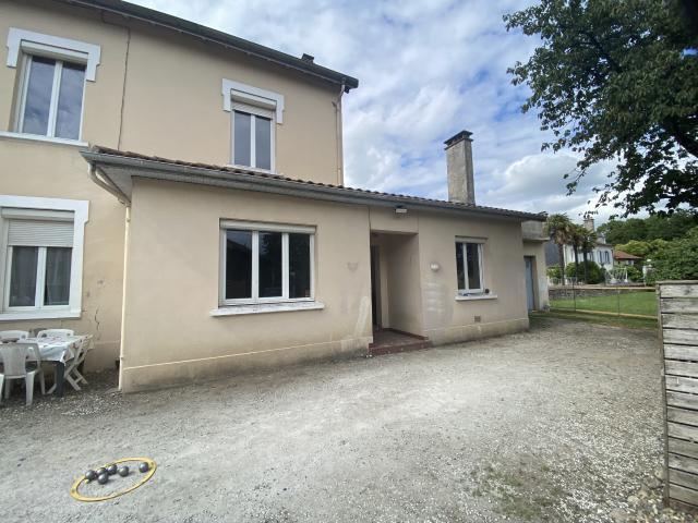 Maison vente à Tarbes, Occitanie