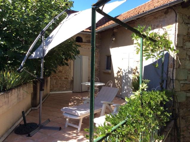 Maison vente à Villefranche-de-Rouergue, Sainte-croix