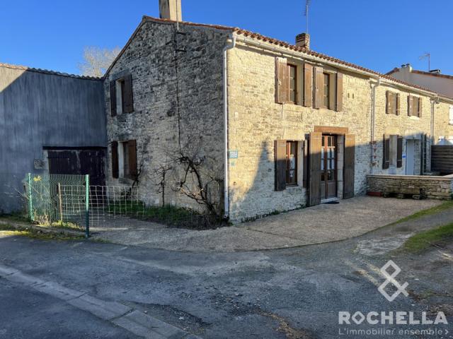 Maison vente à Saint-Jean-d'Angély, Doeuil-sur-le-mignon