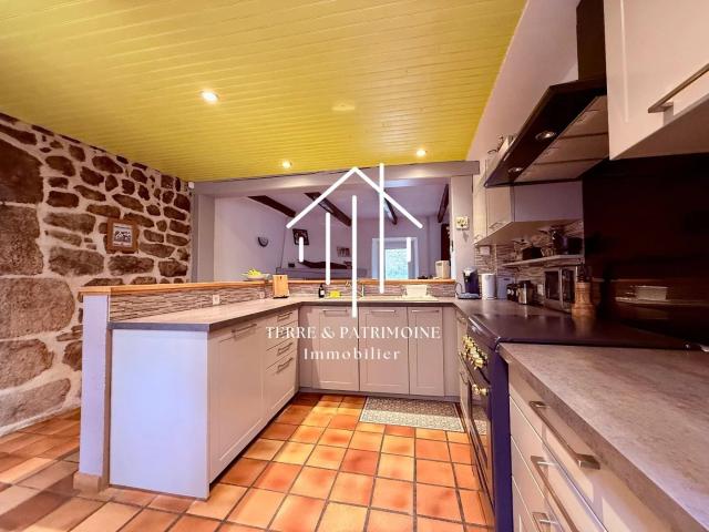 Maison vente à Saint-Théophrède, Barnas