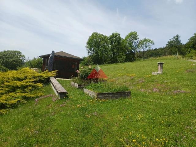 Maison vente à Lons-le-Saunier, Entre-deux-monts
