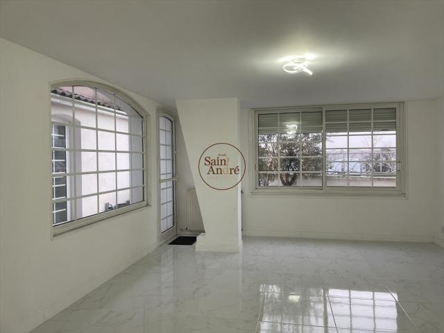 Maison vente à Angoulême, Aignes-et-puypéroux