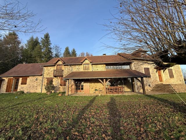 Maison vente à Nontron, Jumilhac-le-grand
