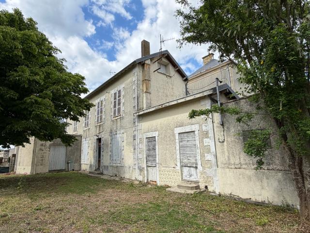 Maison vente à Niort, Brioux-sur-boutonne