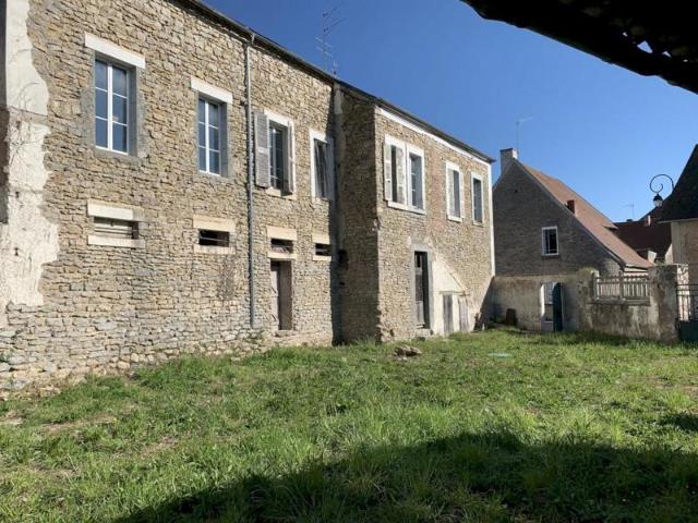 Maison vente à Clamecy, Corbigny