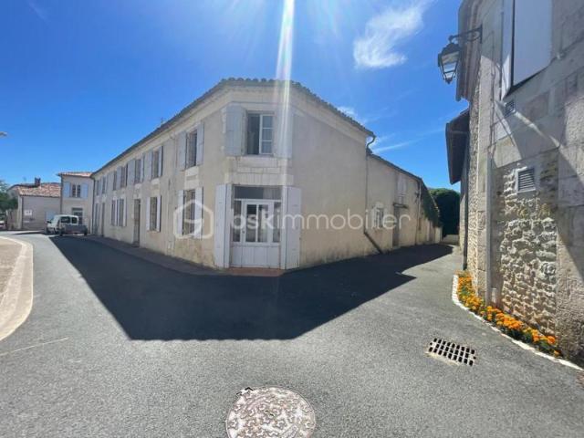 Maison vente à Saintes, Saint-andré-de-lidon