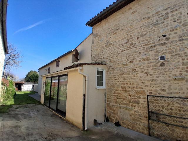 Maison vente à Rochefort, Saint-jean-d'angle