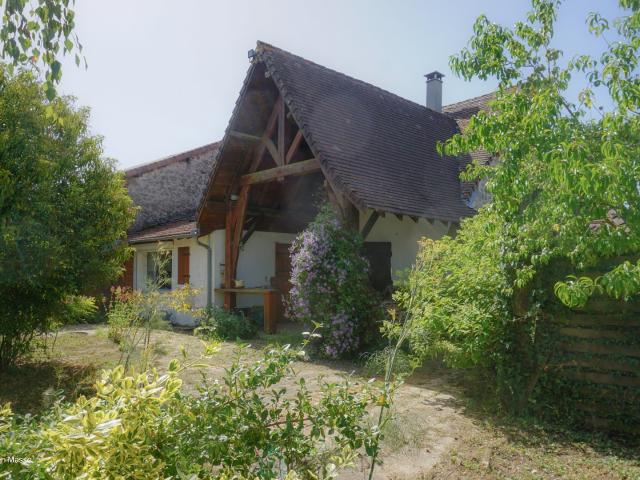 Maison vente à Nontron, Saint-saud-lacoussière