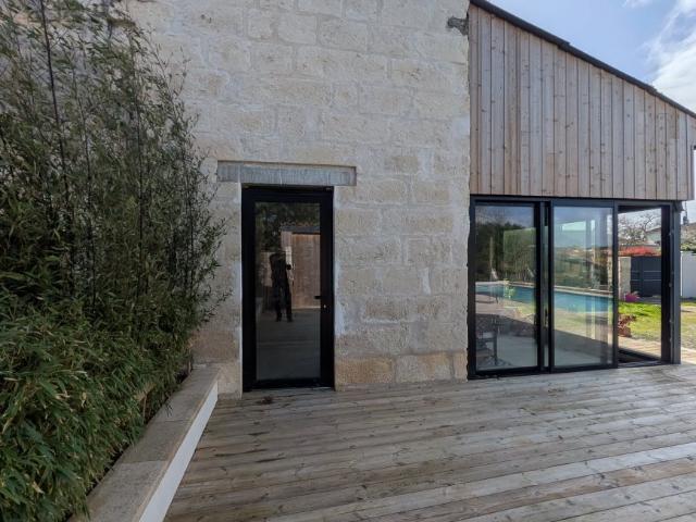 Maison vente à Saintes, Saint-georges-des-coteaux