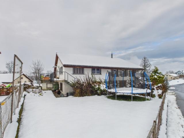 Mehrfamilienhaus kaufen in Vuisternens-Romont, Freiburg