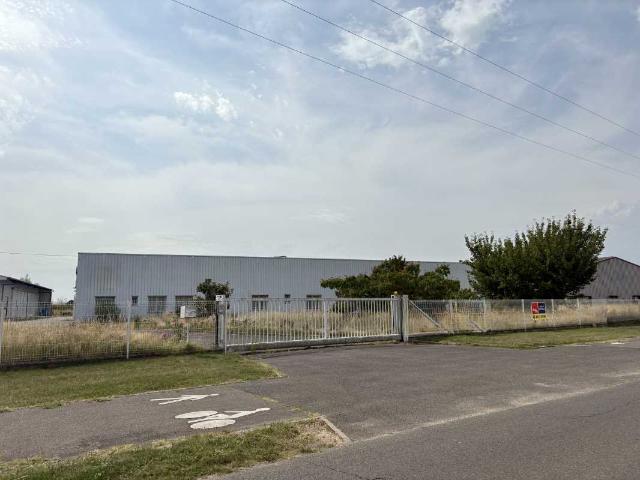 Local Commercial vente à Montargis, Châtillon-sur-loire