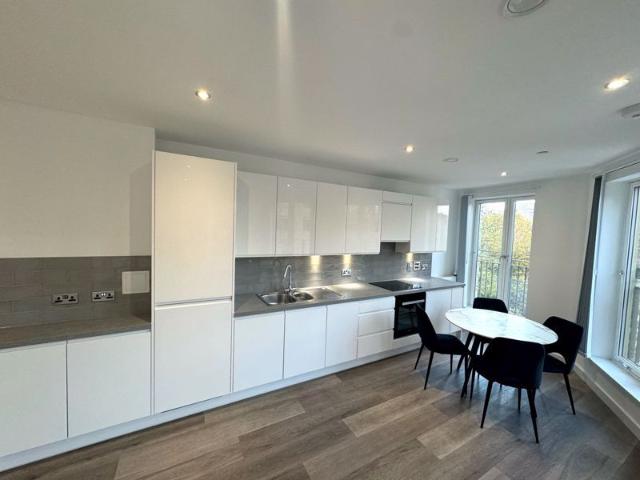 Apartment for rent in St. George in the East, Greater London