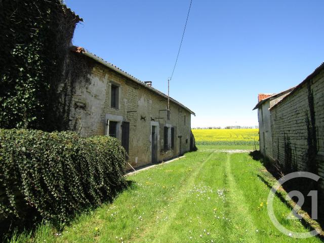 Maison vente à Niort, Ensigné