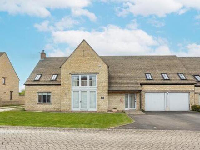 House for sale in Evershot, Oxfordshire
