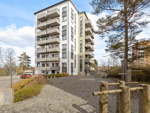 Bostadsrätt till salu i Hässelby-Vällingby, Stockholm