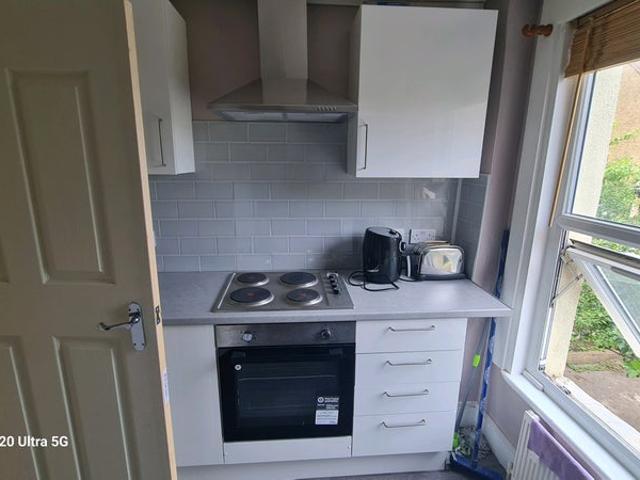 Apartment for rent in Maryland, Greater London