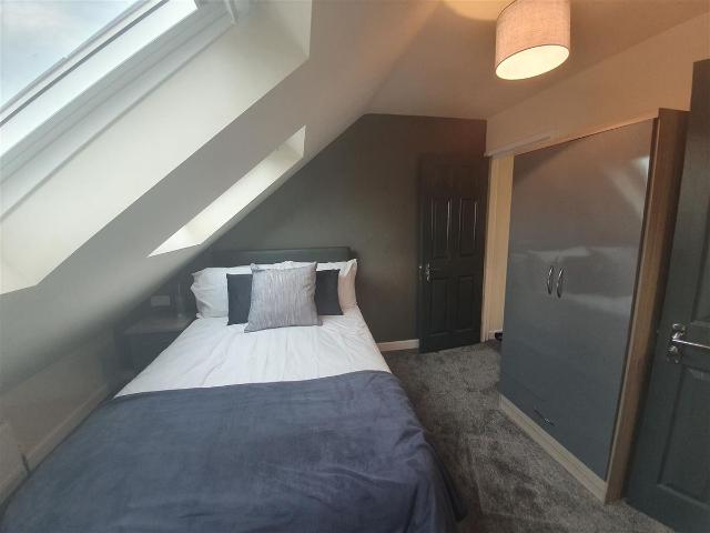 Room for rent in West Midlands