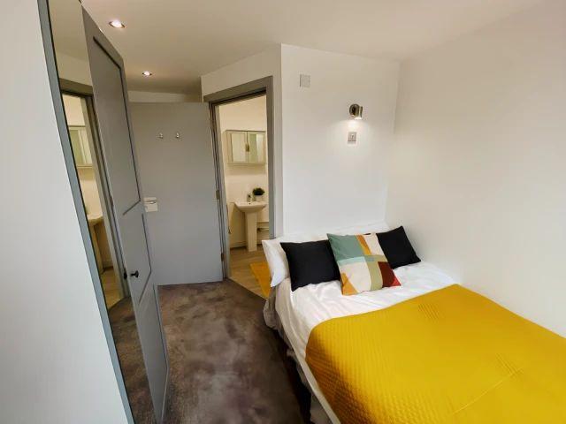 Room for rent in Attenborough, East Midlands