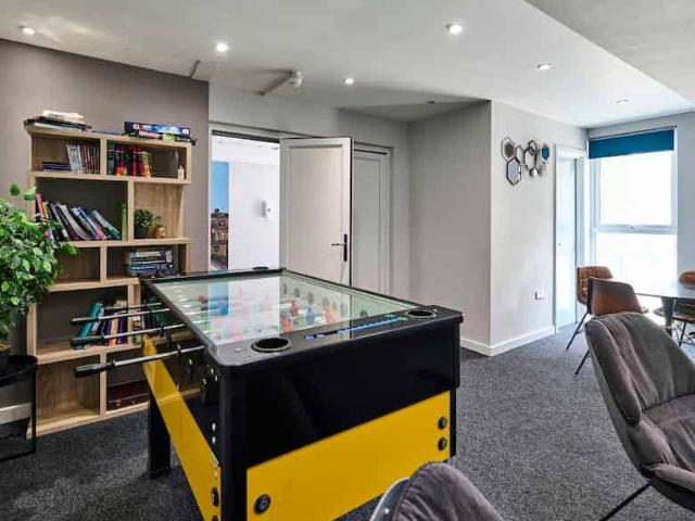 Room for rent in High Field, York