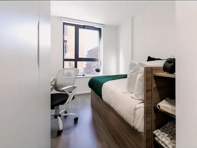 Room for rent in City Centre, South Yorkshire