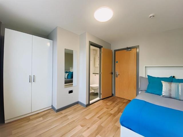 Room for rent in Sandy Row, Northern Ireland