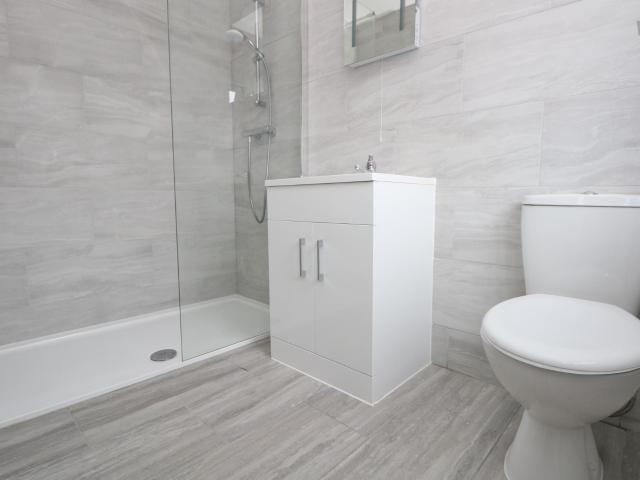 Room for rent in London Borough of Ealing, Greater London